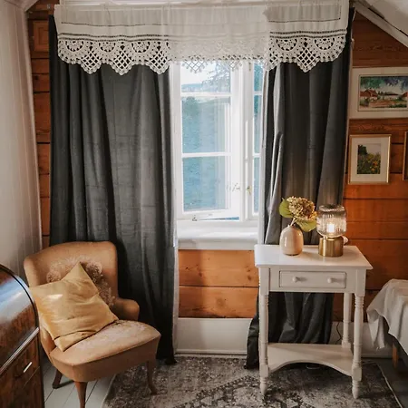 Helgaker Gard Hotell Gran