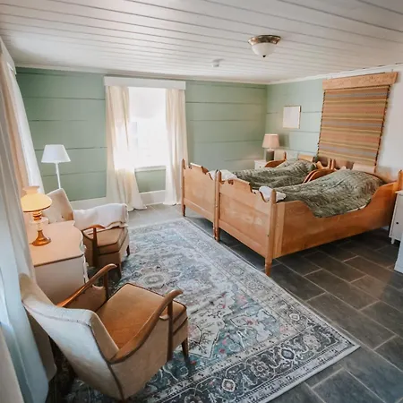 Helgaker Gard Hotell