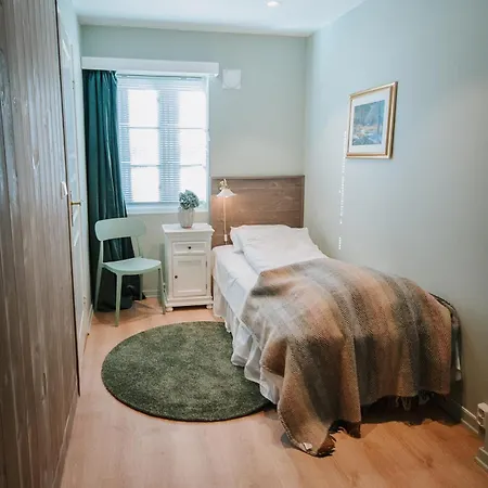 Helgaker Gard Hotell