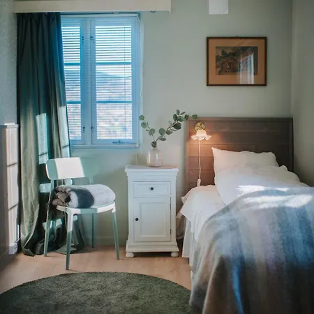 Helgaker Gard Hotell