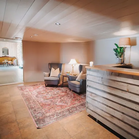 Helgaker Gard Hotel