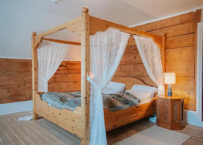 Helgaker Gard Hotel