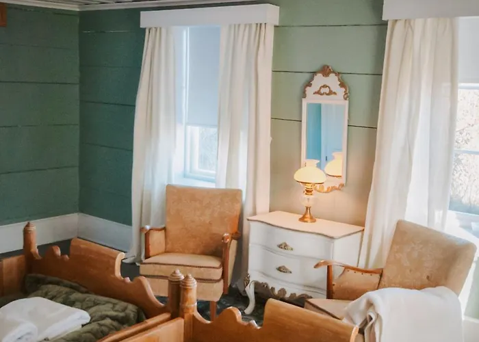 Helgaker Gard Hotel