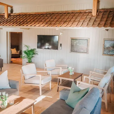 Hotel Helgaker Gard
